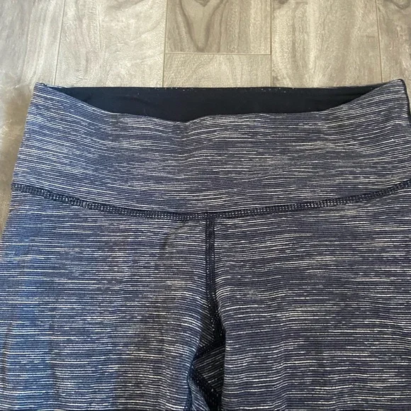 Lululemon Wunder Under Heathered Crop Leggings - Picture 8 of 9